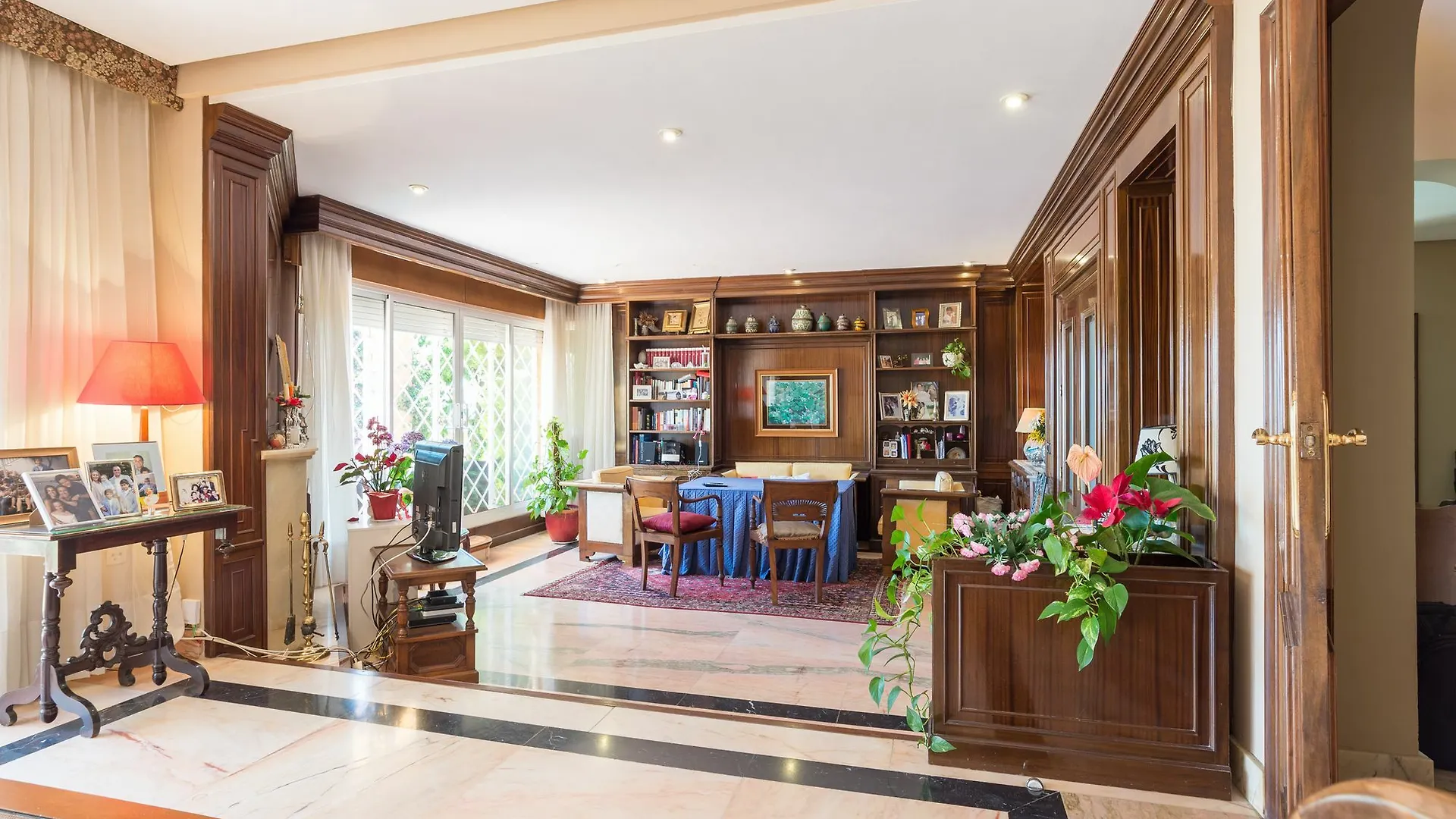 Villa Jarama Lujo Málaga Alloggio in famiglia